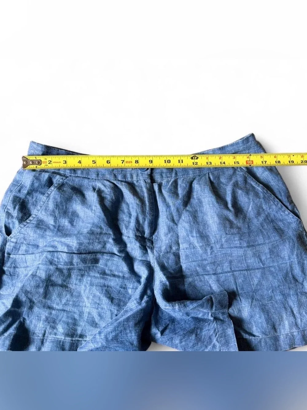 Tommy Bahama Blue Linen Shorts women’s Size 10